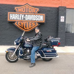 Meet your Posher, Marc